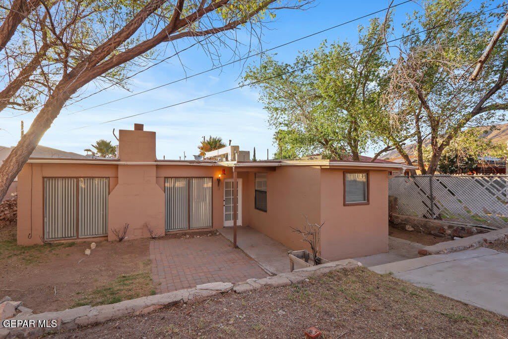 3410 N Stanton Street – photo 2