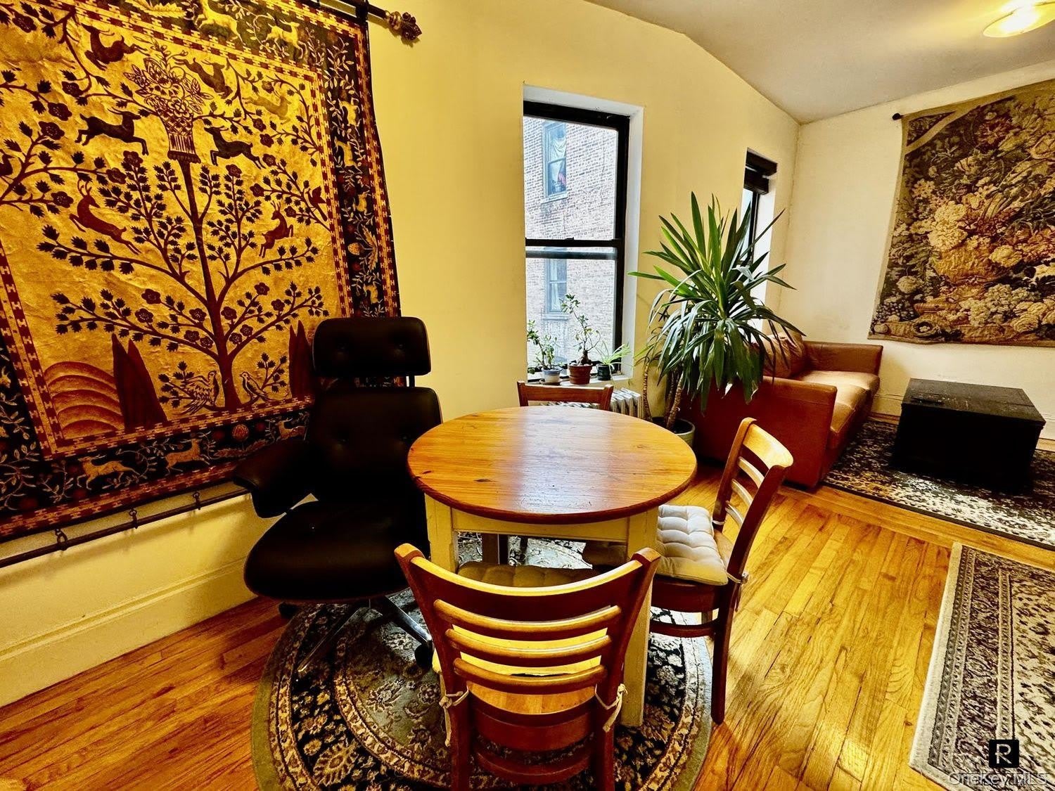 211 W 108th Street – photo 2