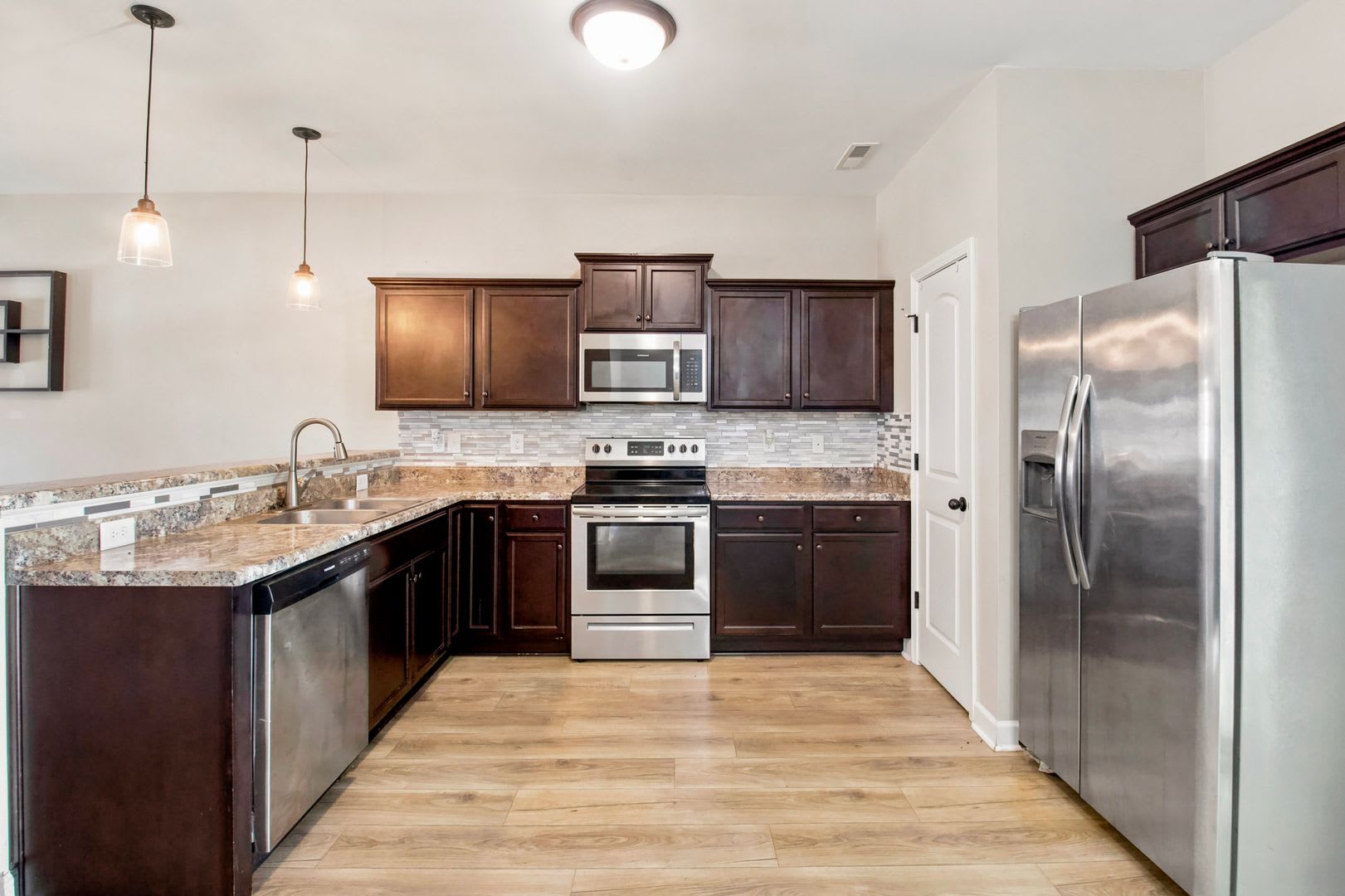Pet Friendly Townhome In Sneads Ferry! – photo 5
