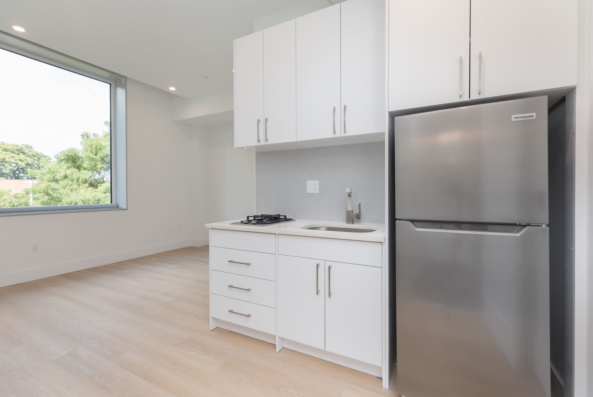 1127 Harrison Street – photo 3