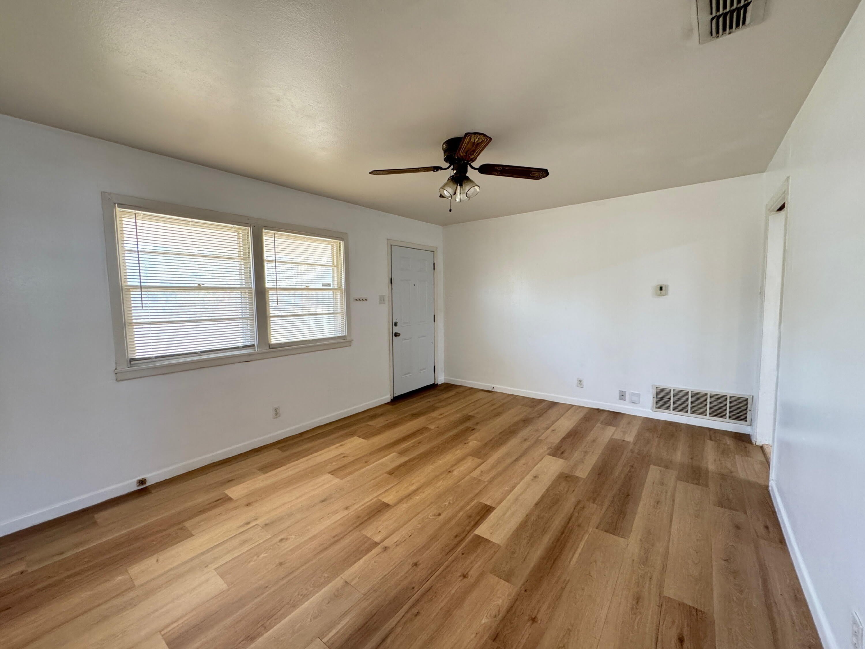 4614 36Th Street – photo 3