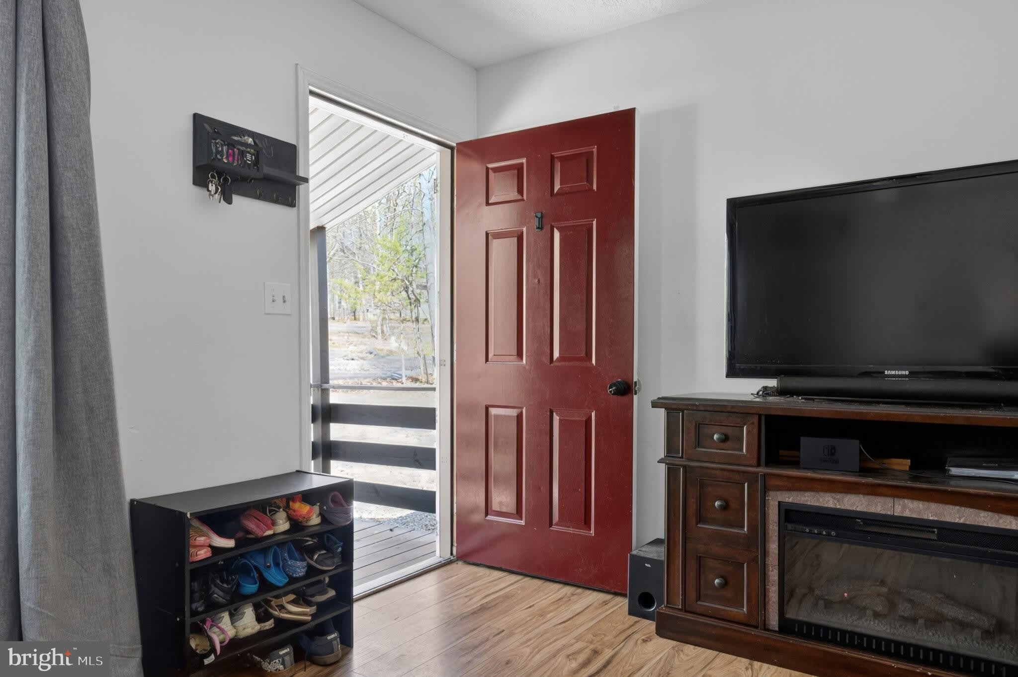 205 MONUMENT Road – photo 5
