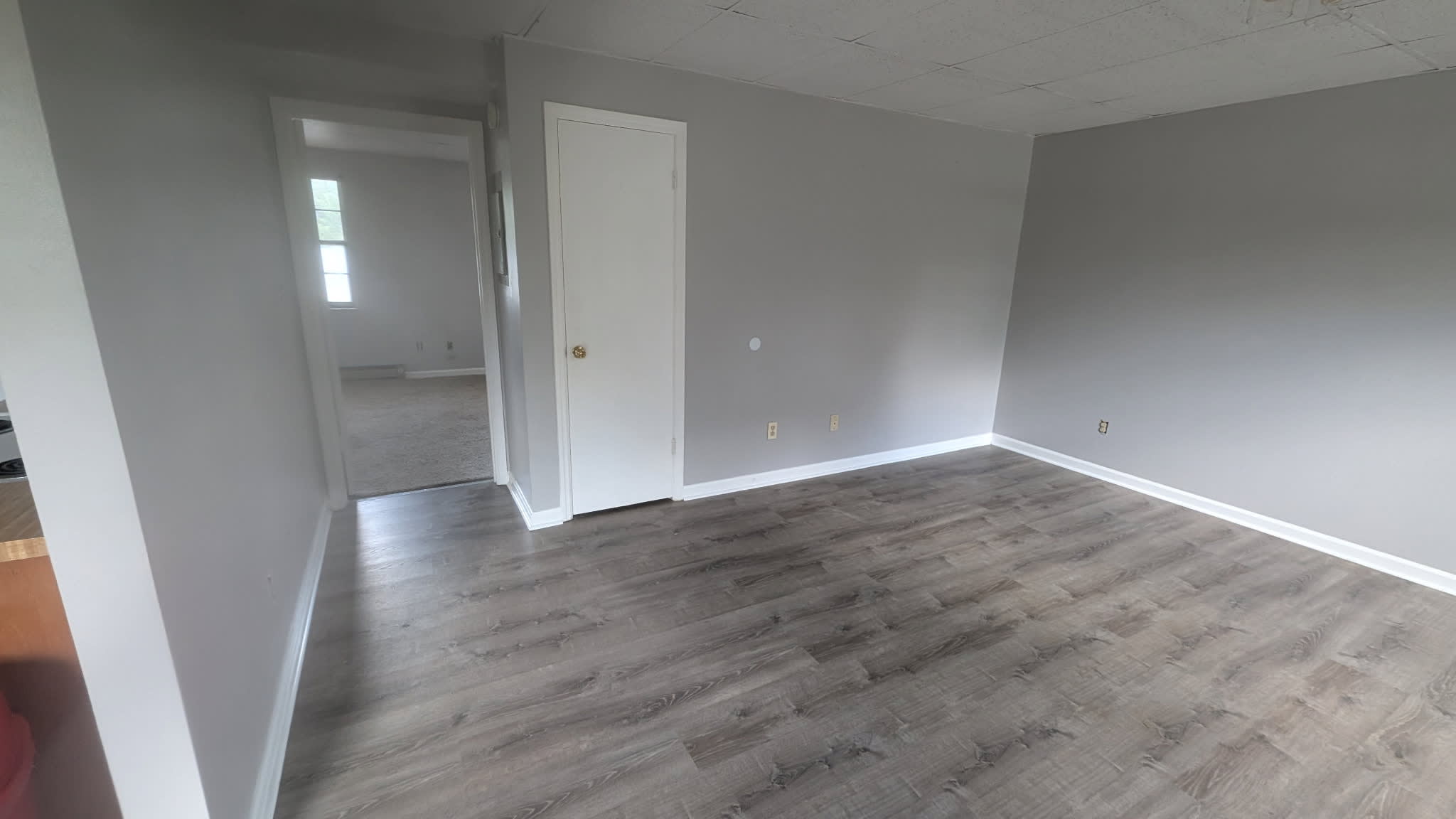 430 Britton Avenue, Apt #4 – photo 3