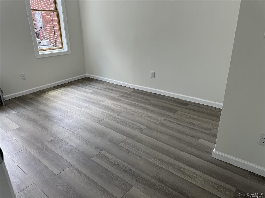 47-04 Greenpoint Avenue – photo 5
