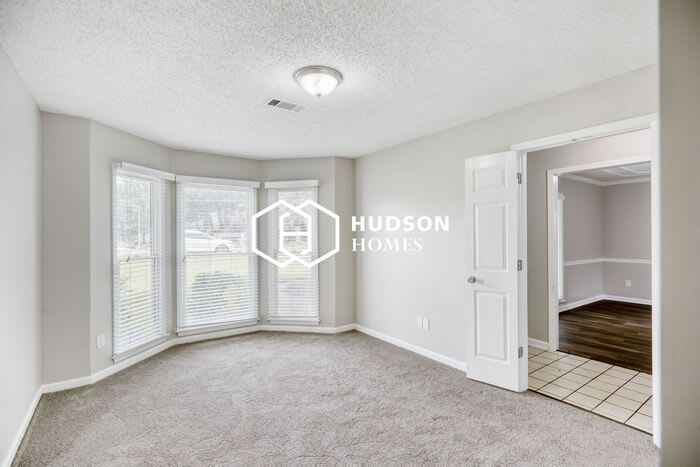 919 Cully Road – photo 5
