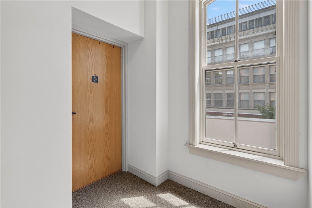 224 E State Street – photo 5