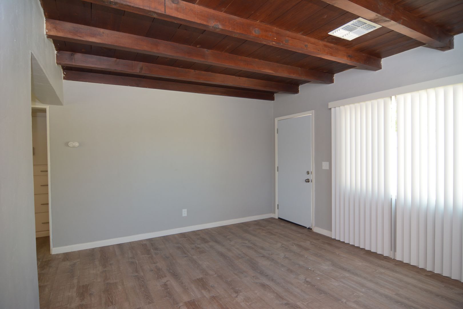 Remodeled 1 Bedroom 1 Bath Duplex! Central Tucson Location! – photo 5