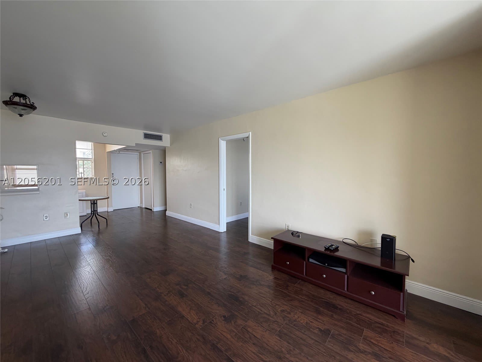 3020 Marcos Dr – photo 1
