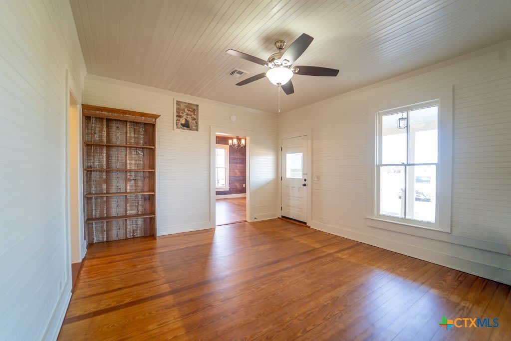 14851 U S Hwy 87 – photo 2