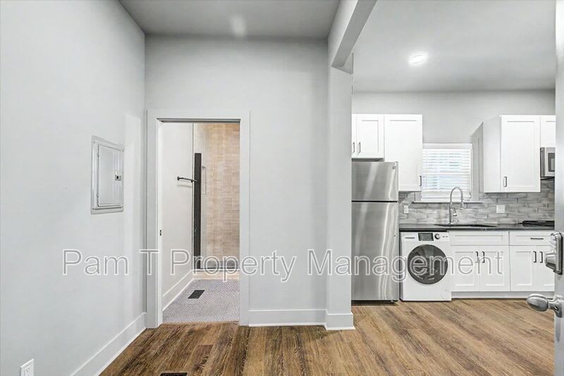 638 E 37th St – photo 4
