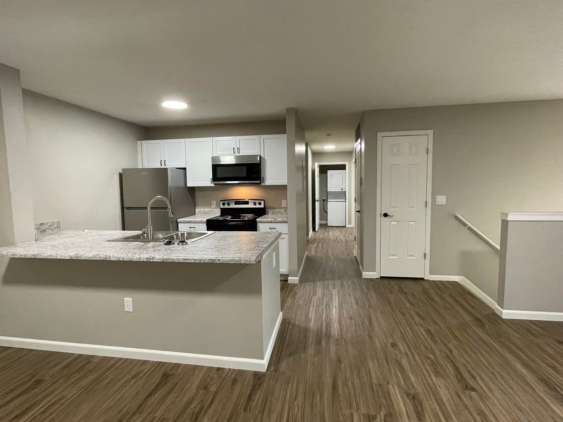 Duck Creek Apartments – photo 2