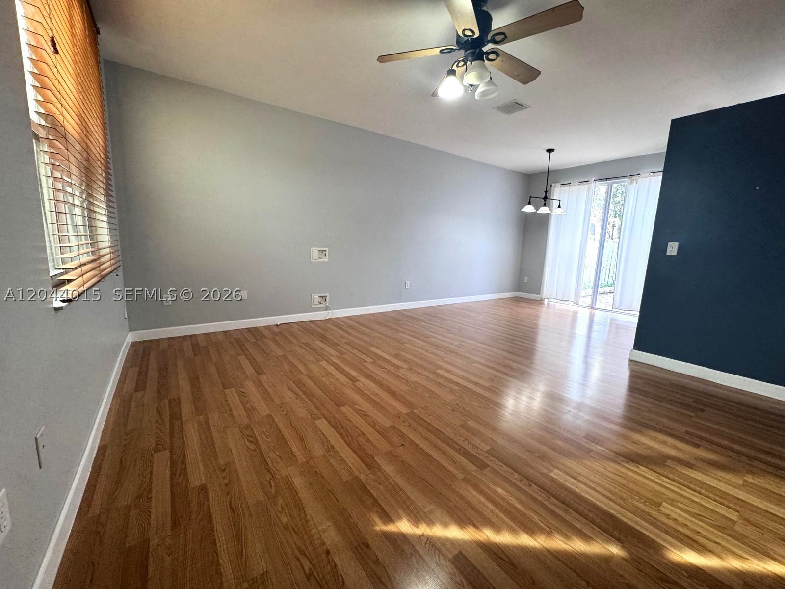 1435 NW 154th Ln – photo 3