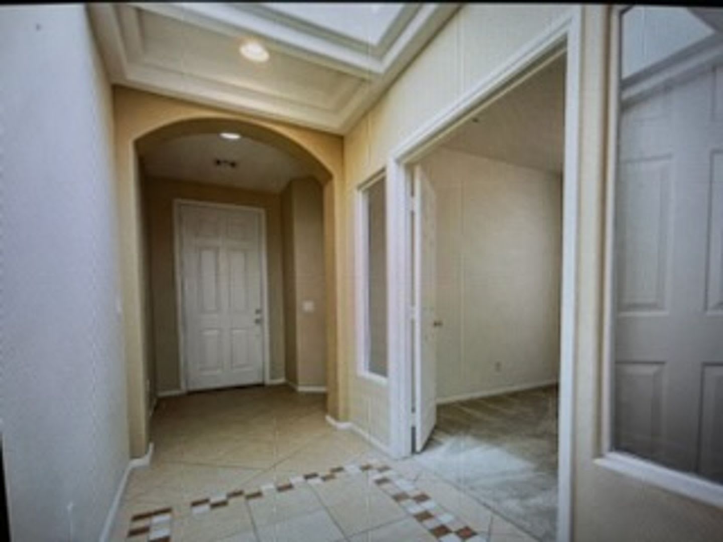 Charming Single Story Home Located in Summerlin – photo 2