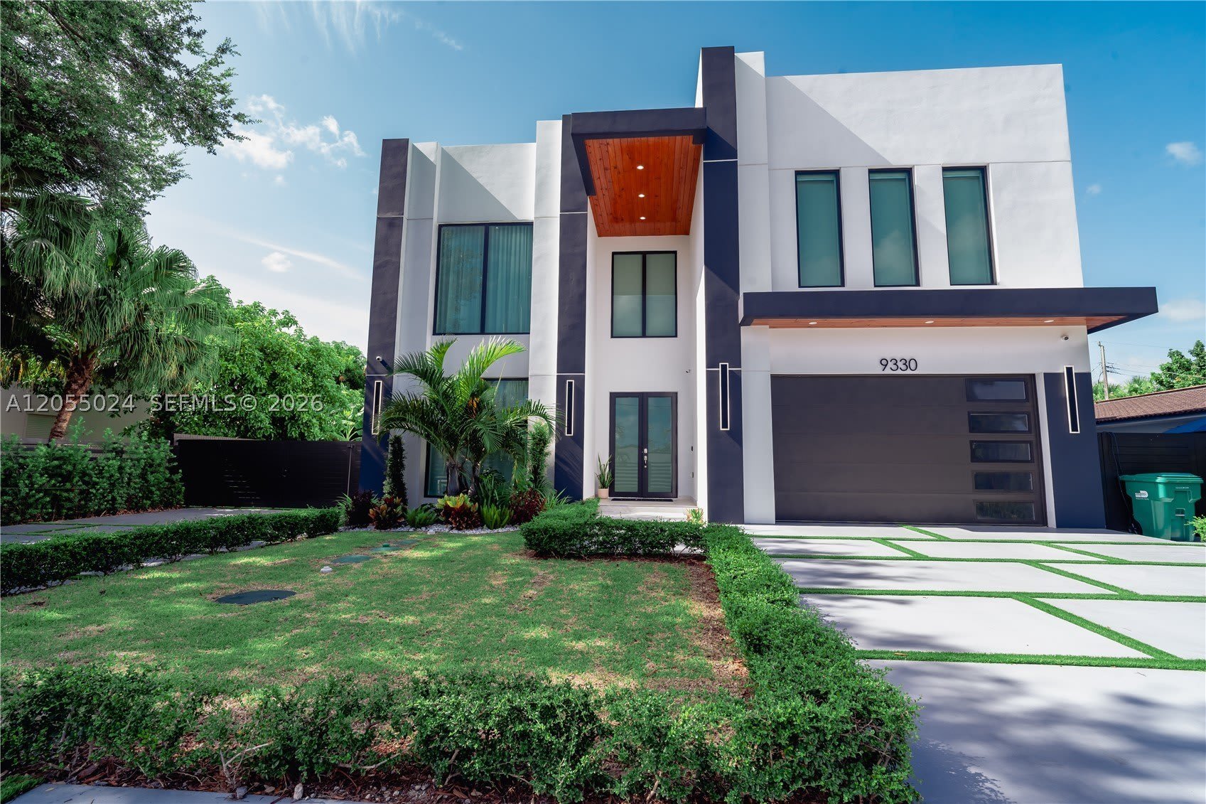 9330 SW 34th St – photo 2