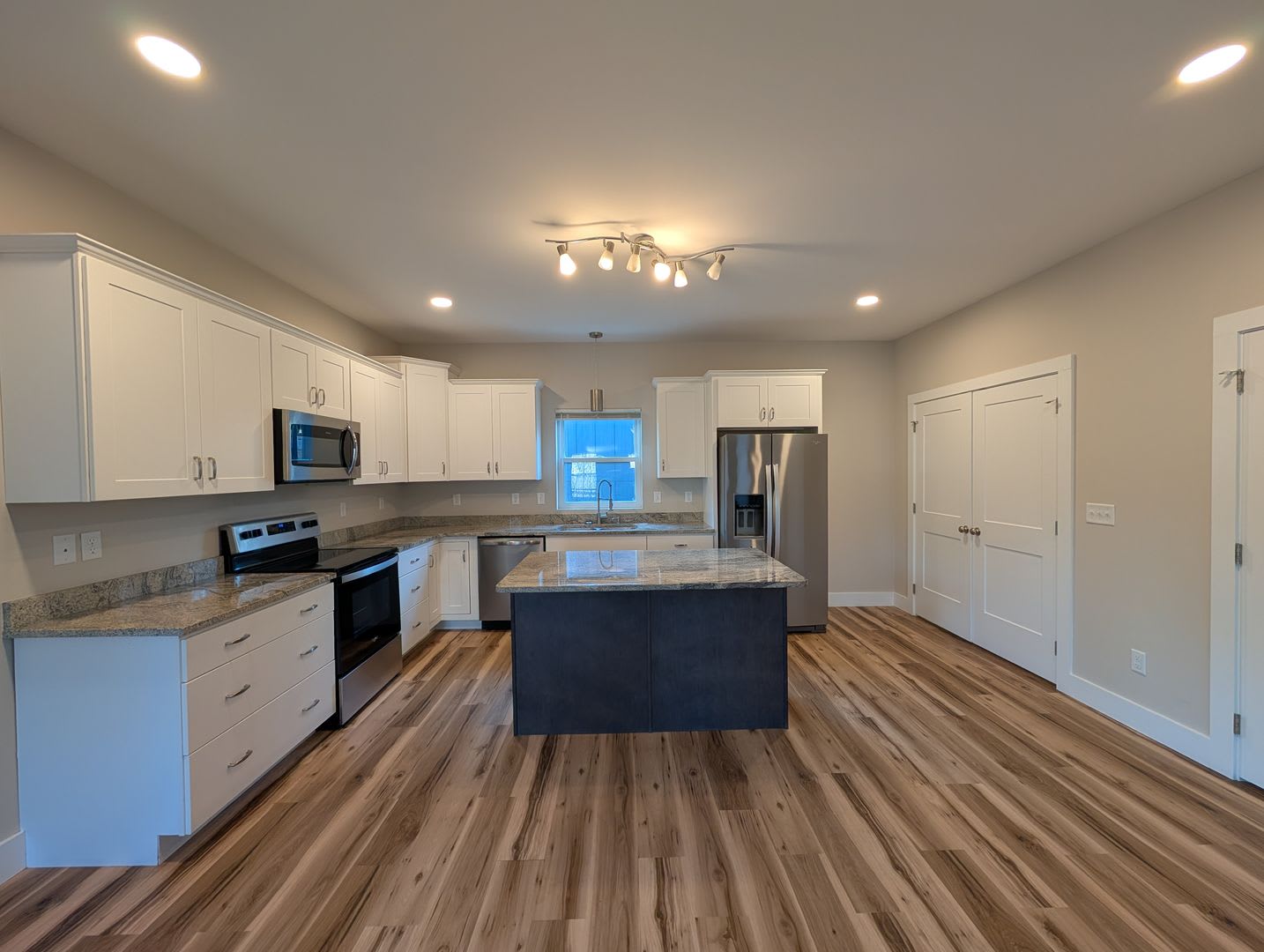 Swannanoa Rental – photo 5