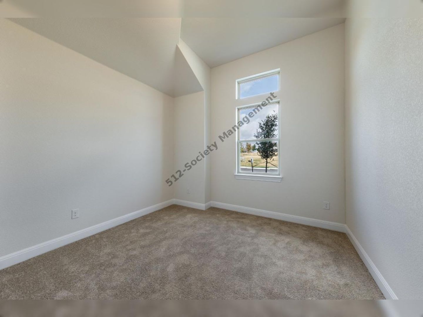 320 Coral Gate – photo 3