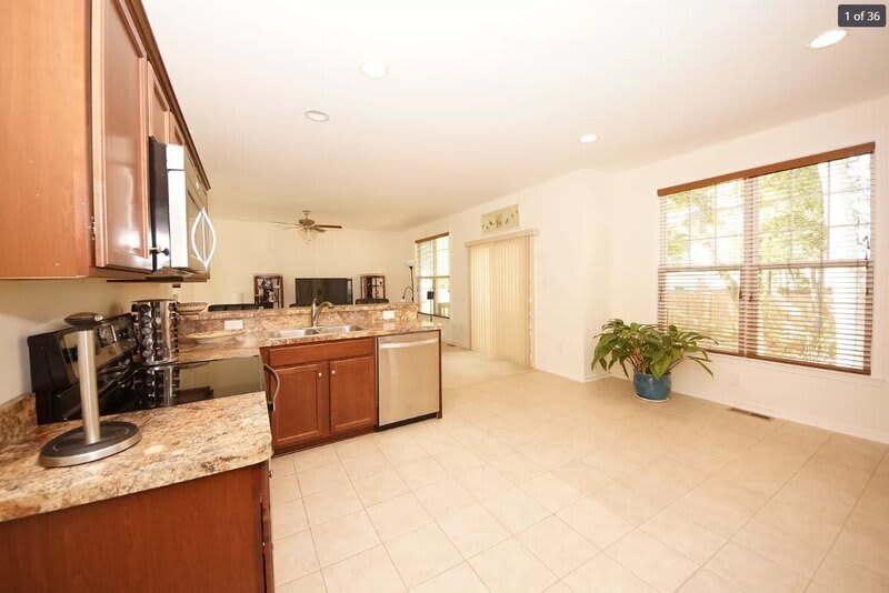 2128 Turner Mountain Pl – photo 2