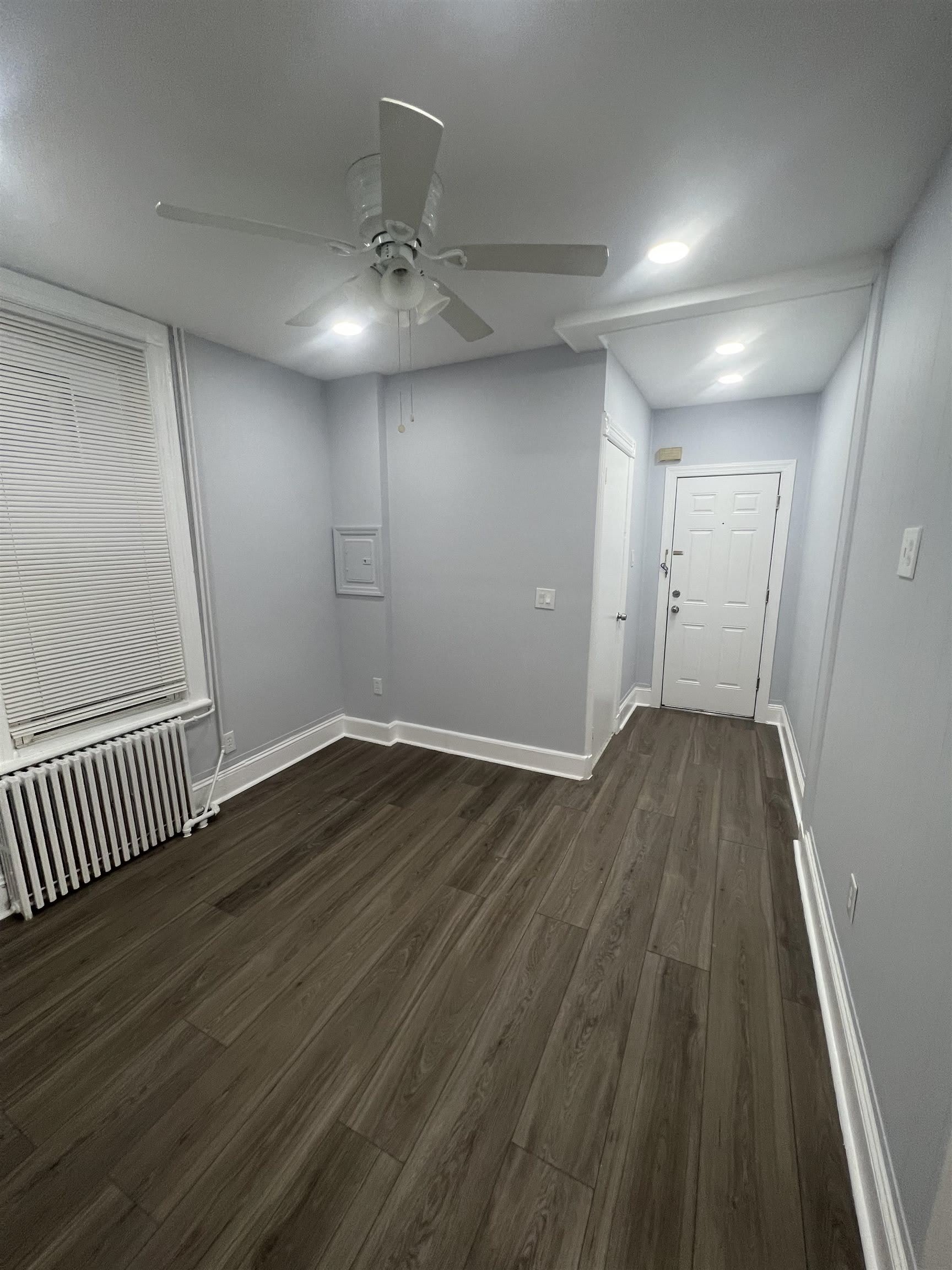 1001 COLUMBIA AVE – photo 5