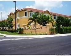 8243 NW 107th Path – photo 2