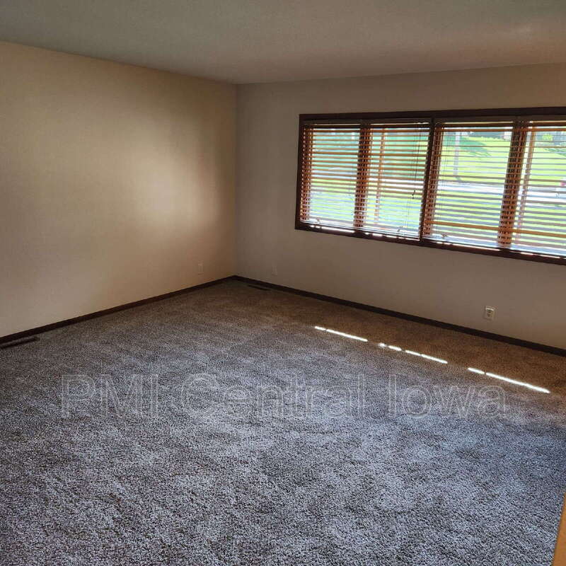 6615 Washington Ave – photo 3