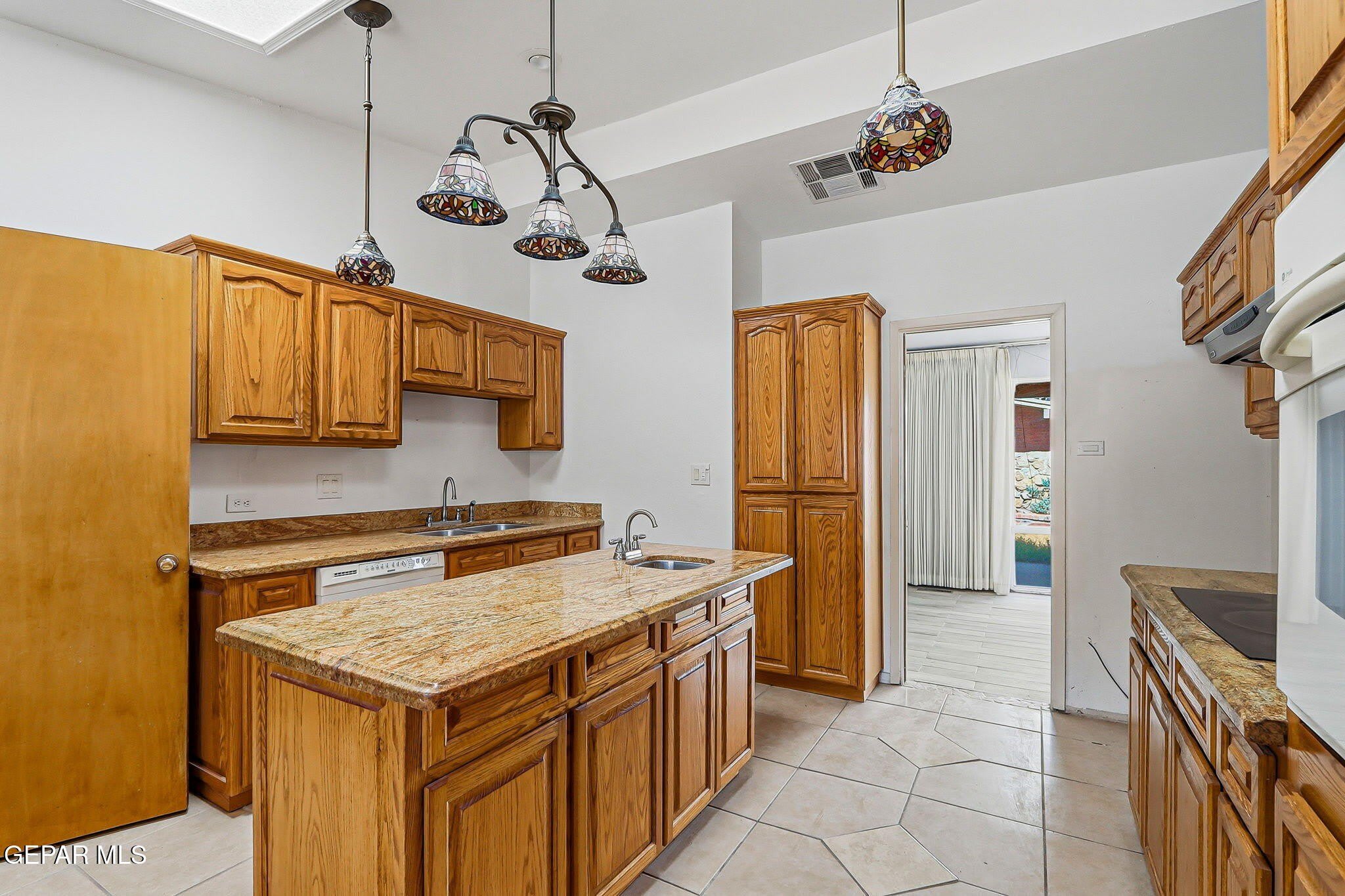 2801 POLK Avenue – photo 5