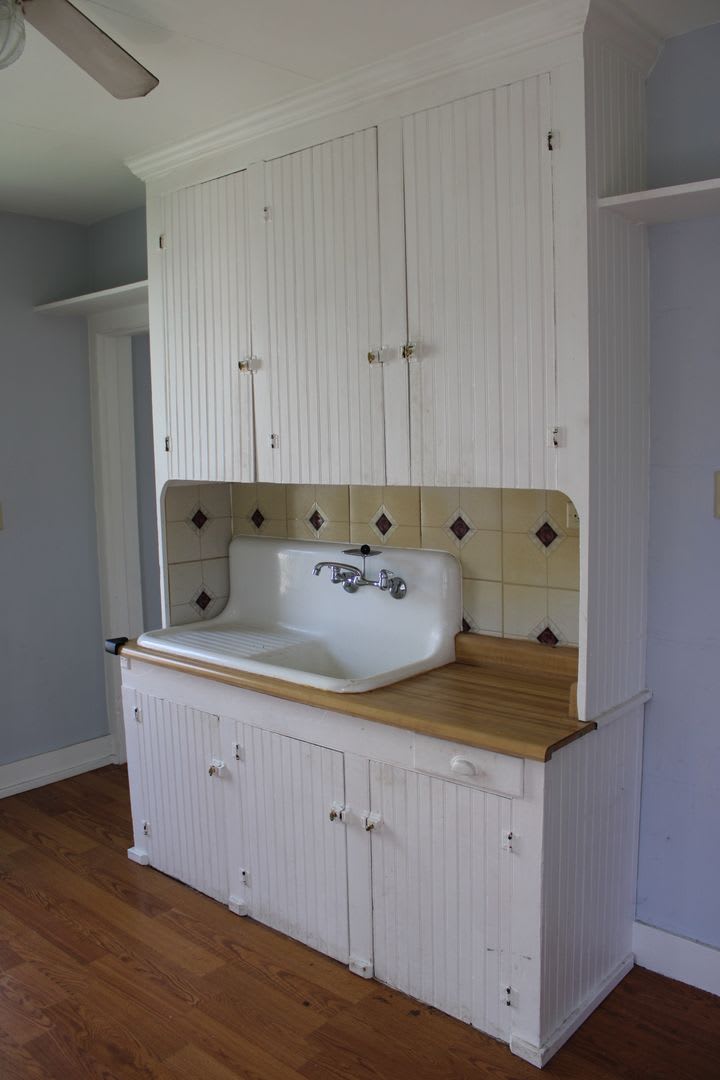 2 Bedroom Duplex with Ample Storage – photo 3