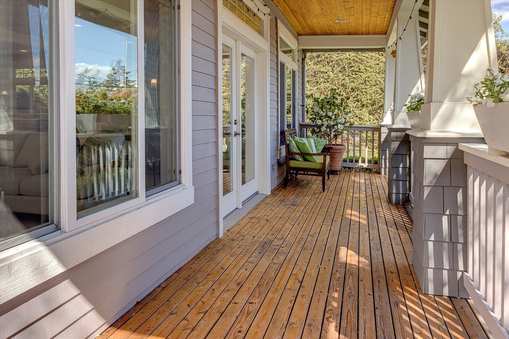 4Bd/2.5Ba Kirkland Home – photo 3