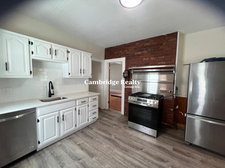 16 Edward Sullivan Rd. – photo 2
