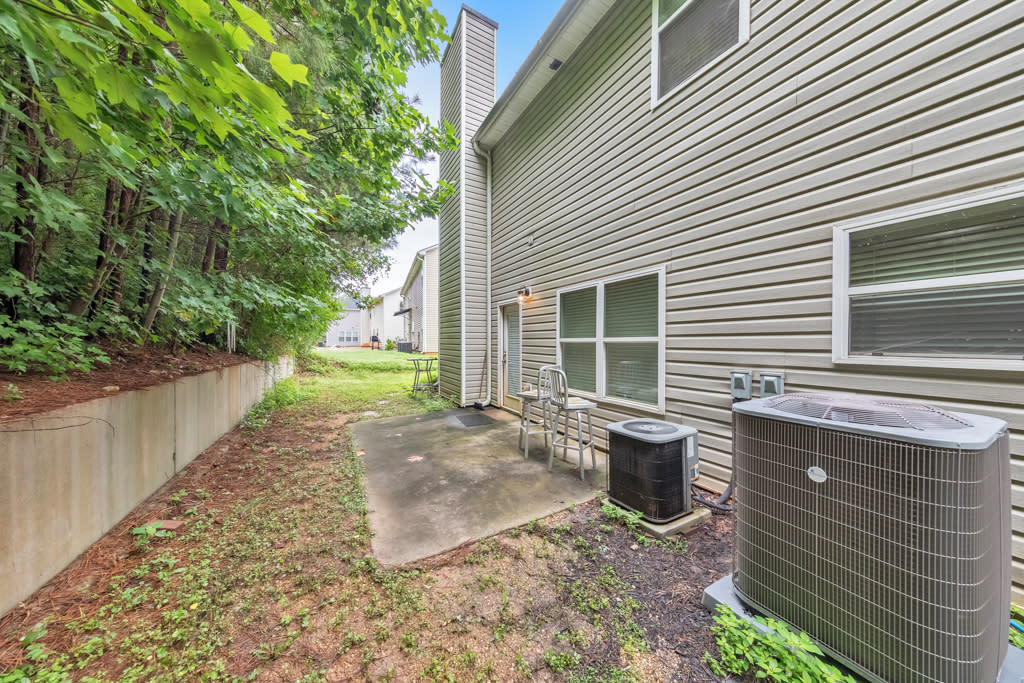 179 Holbrook Drive – photo 3