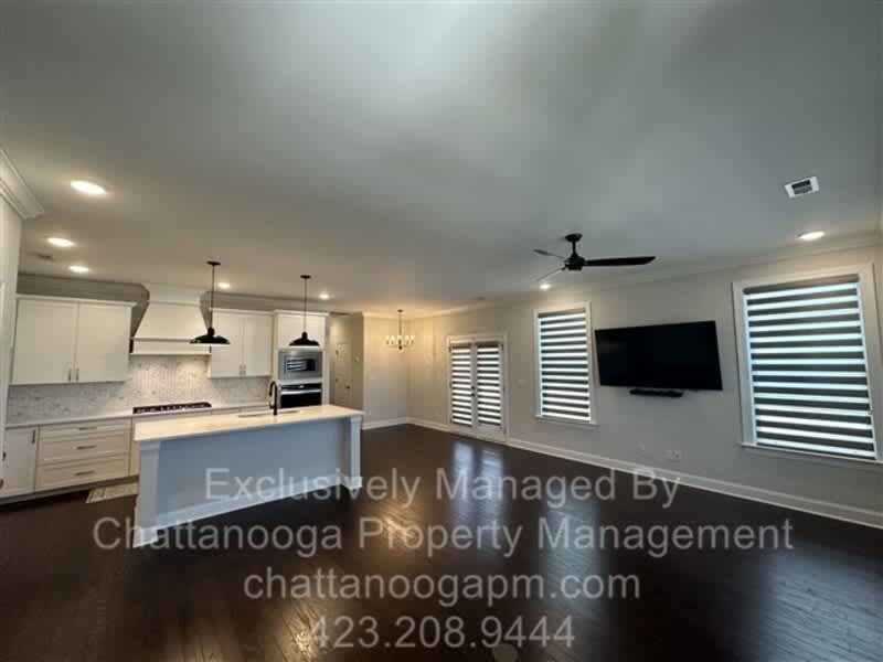1526 Bowtie Rd – photo 4
