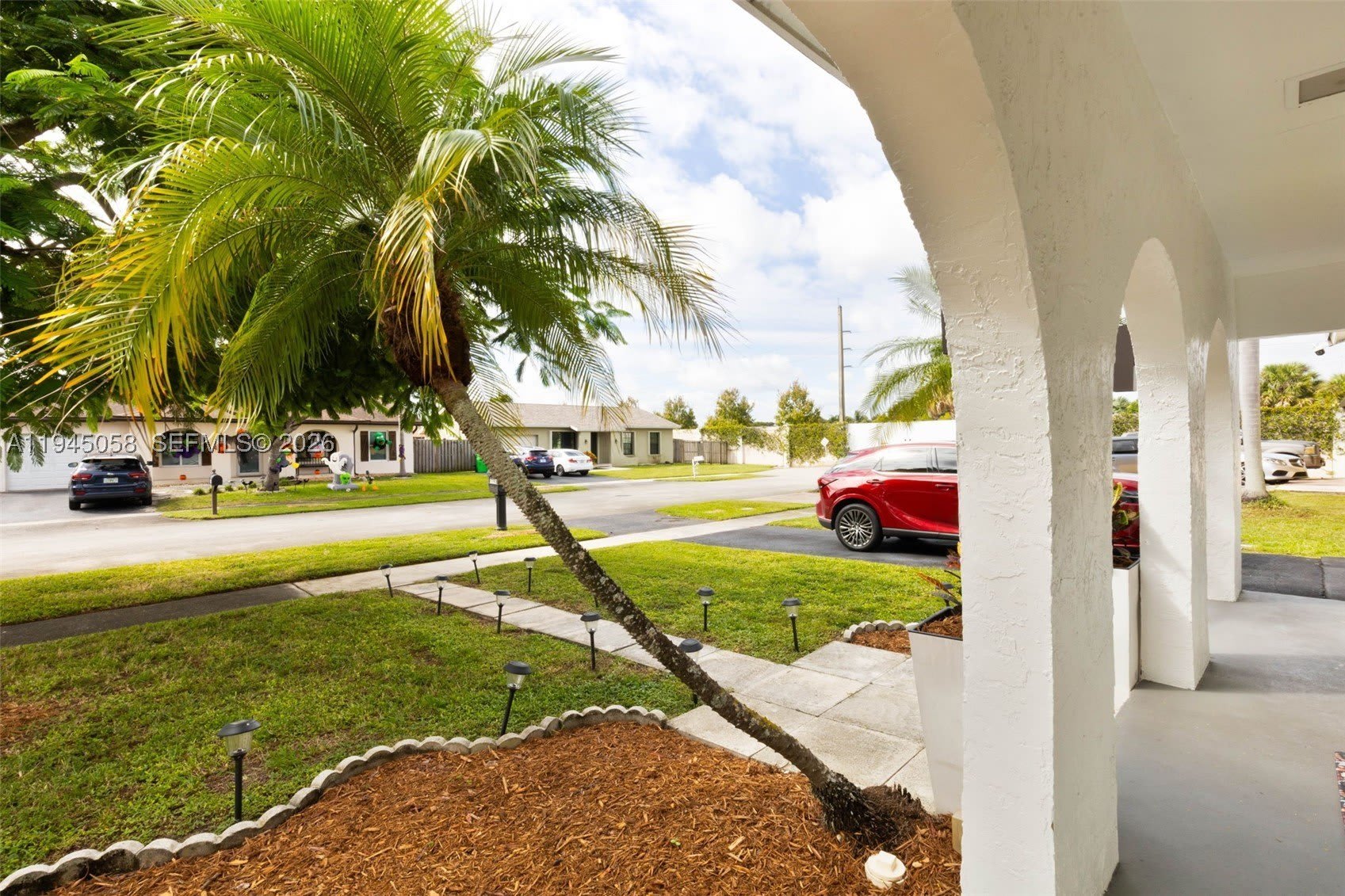 11145 NW 27th St – photo 2