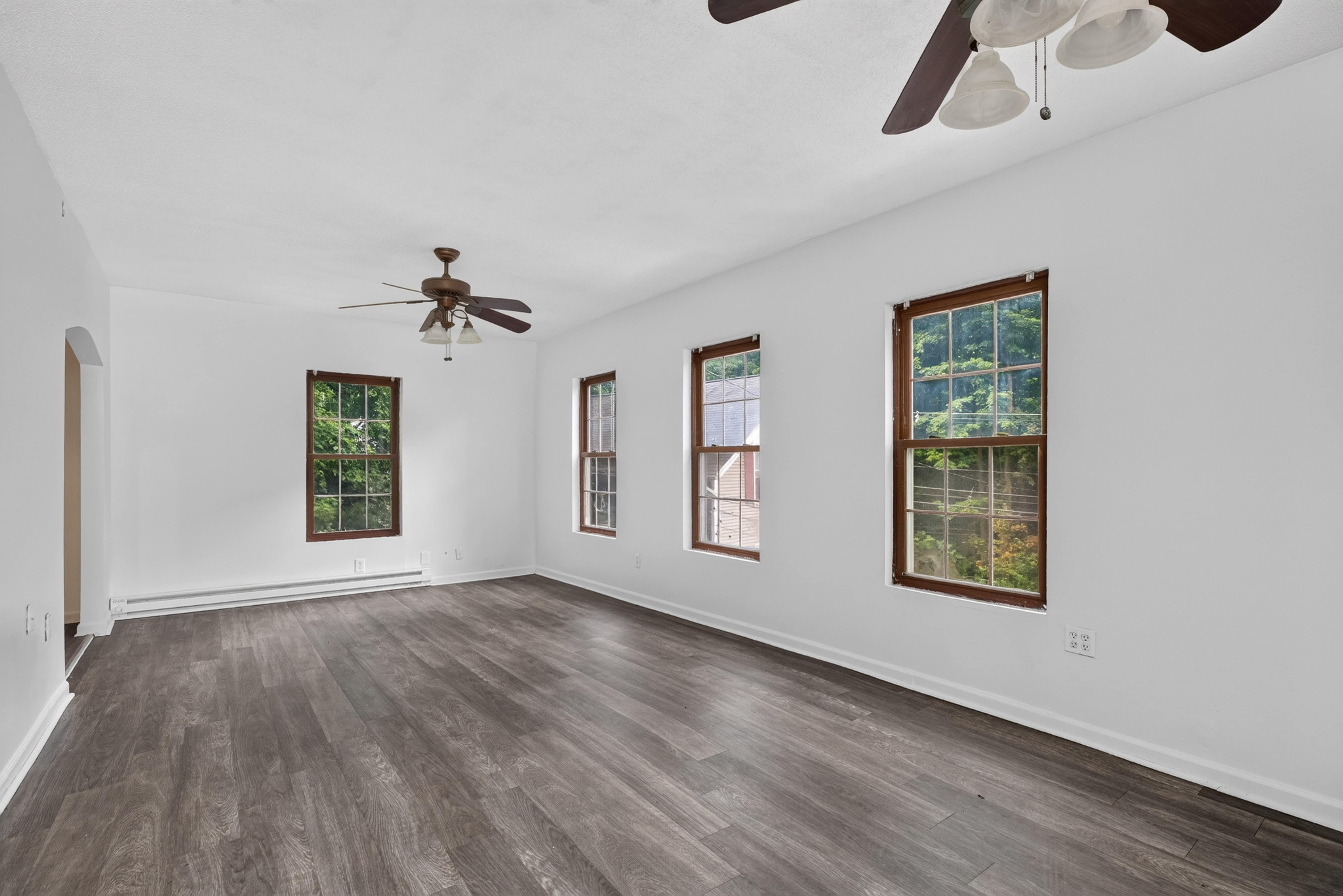 85 Vernon Avenue – photo 4