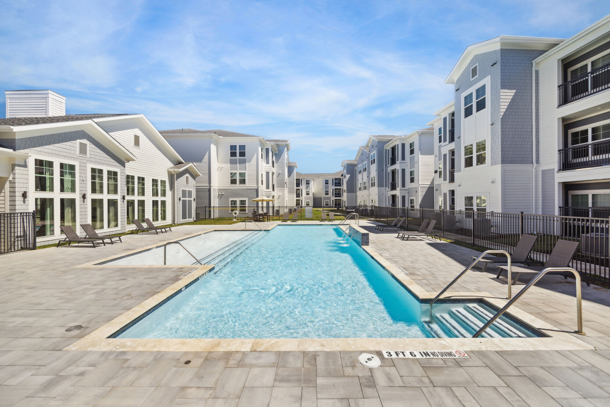 Willow Plaza – photo 2