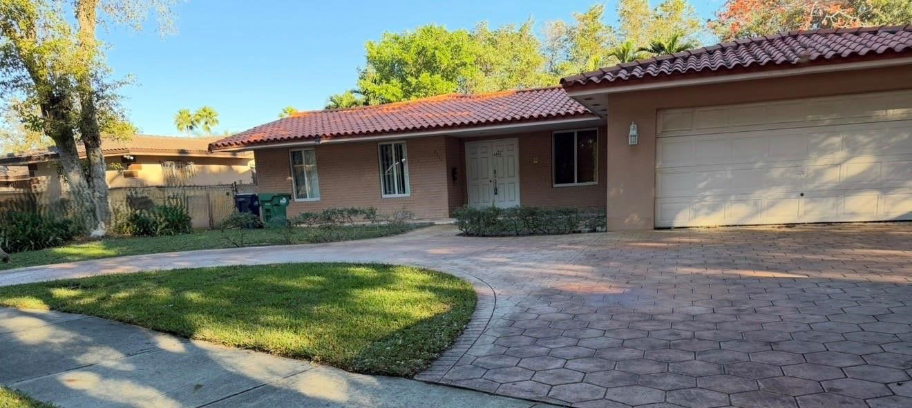 6895 Loch Ness Drive – photo 1