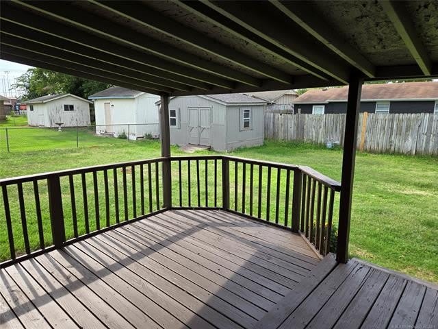 228 E J. Street – photo 3