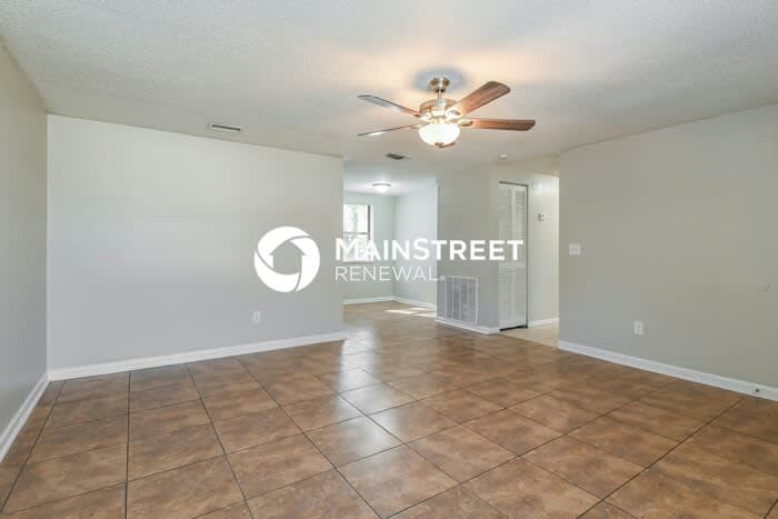 7312 Sharbeth Drive South – photo 4