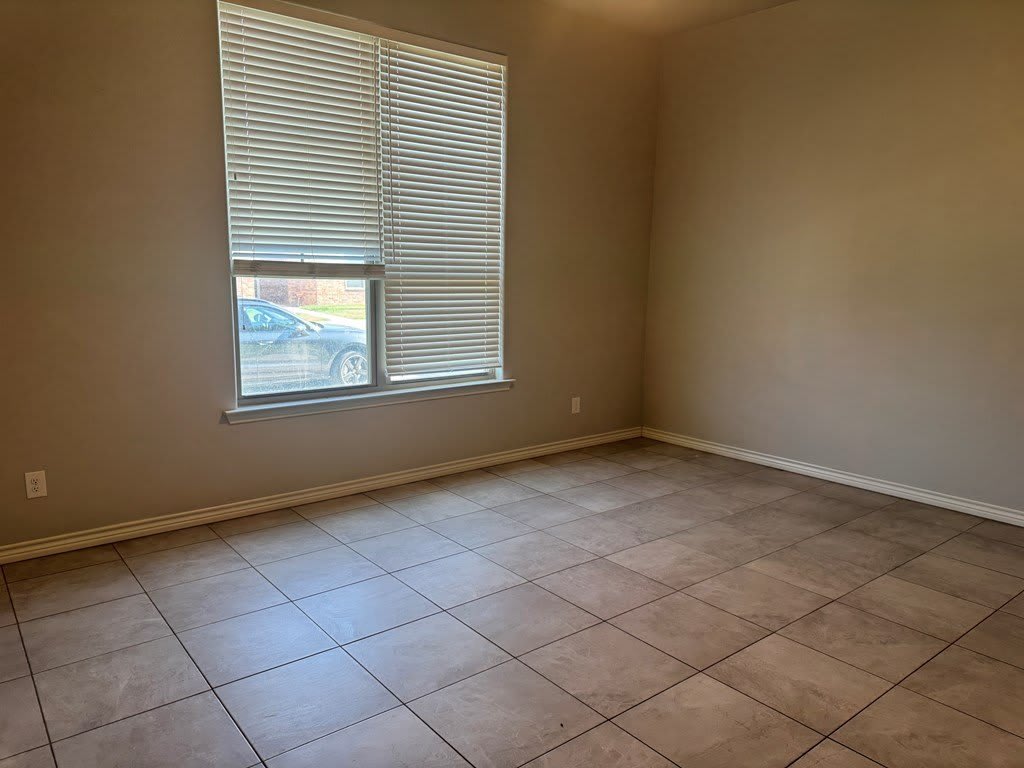 5304 Nevan Ct – photo 4