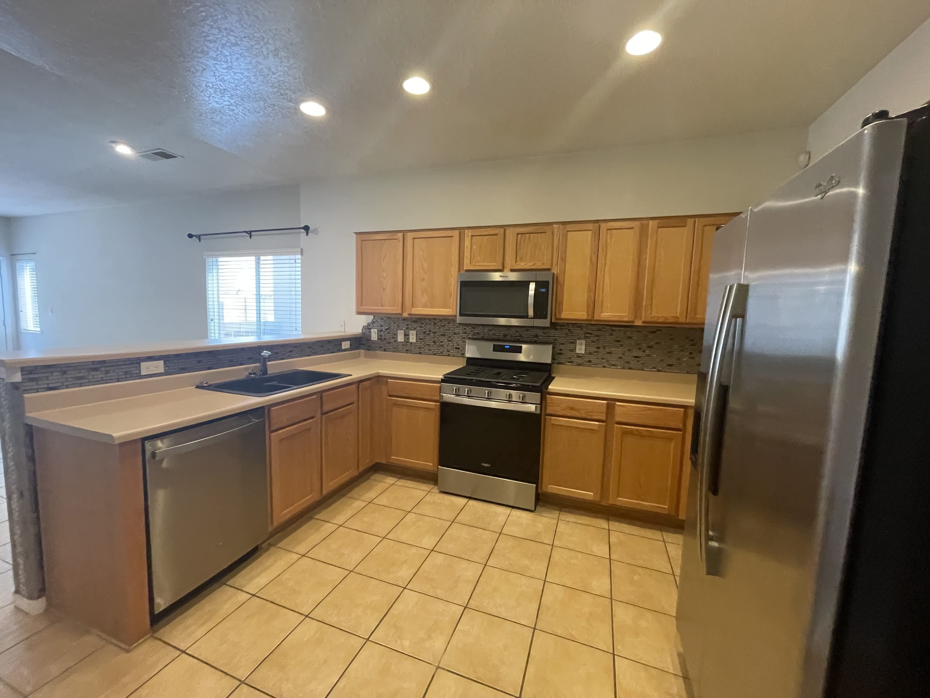 6915 Kayser Mill Road Northwest – photo 3