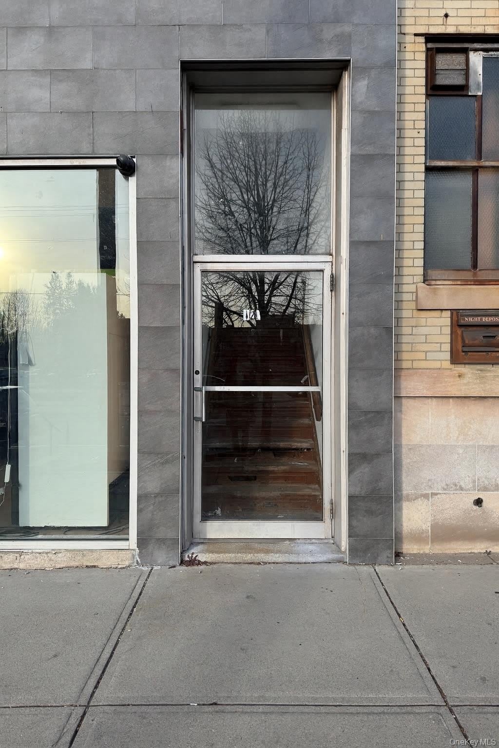 420 Broadway – photo 5