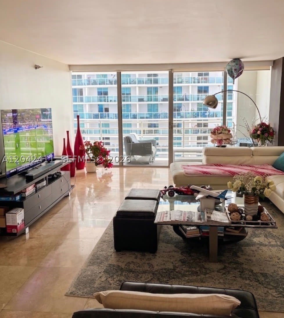 2025 Brickell Ave – photo 5