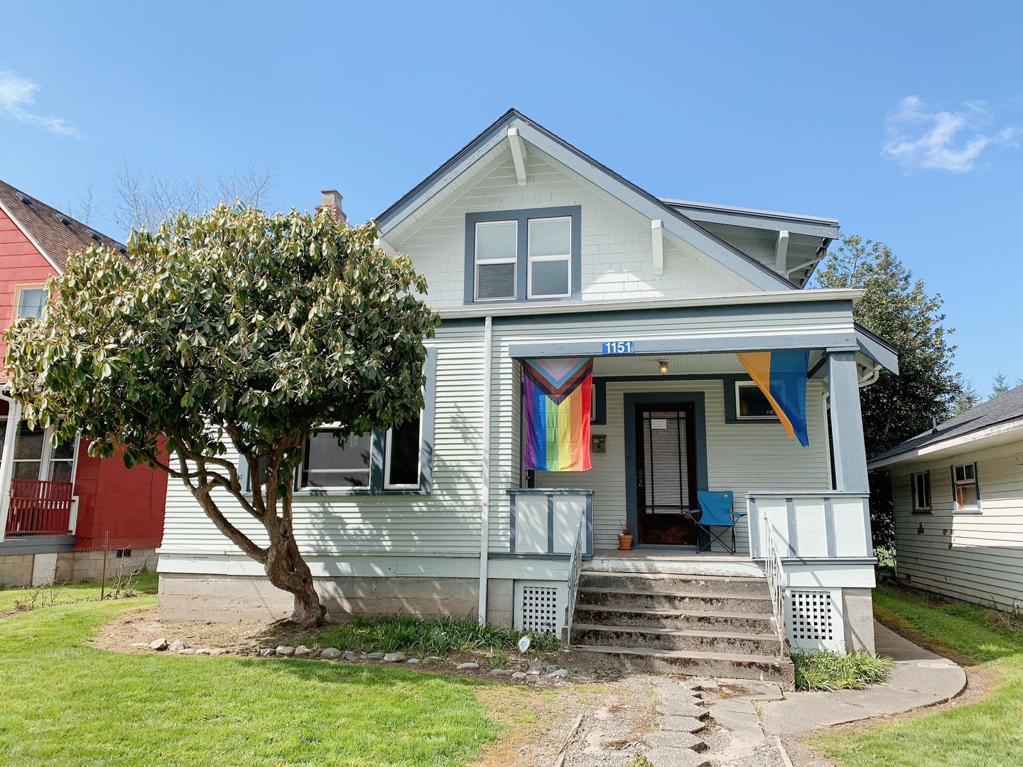 SUMMER SPECIAL: FREE RENT* + APPS* 4+ bdrm/2 bath in the York area! – photo 2