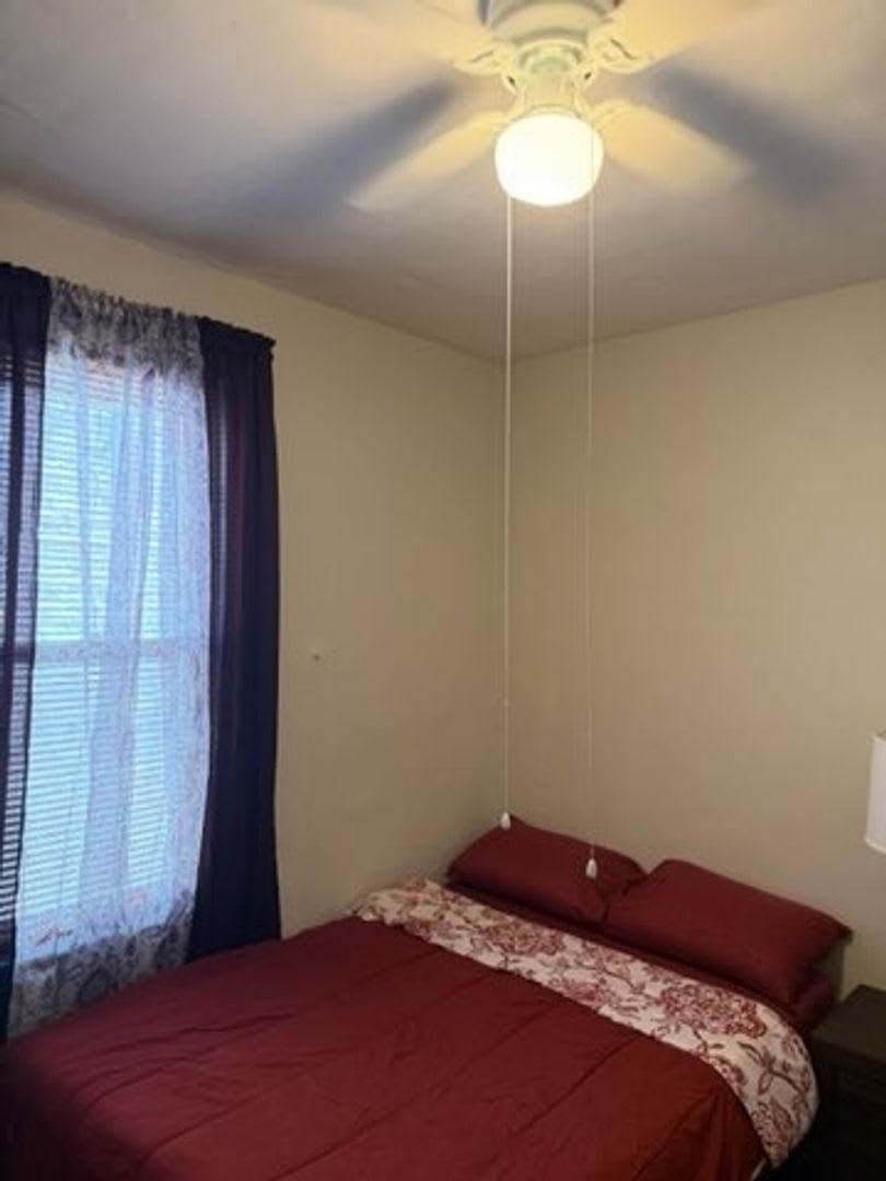 Charming 2BR Townhome in Baltimore – photo 4