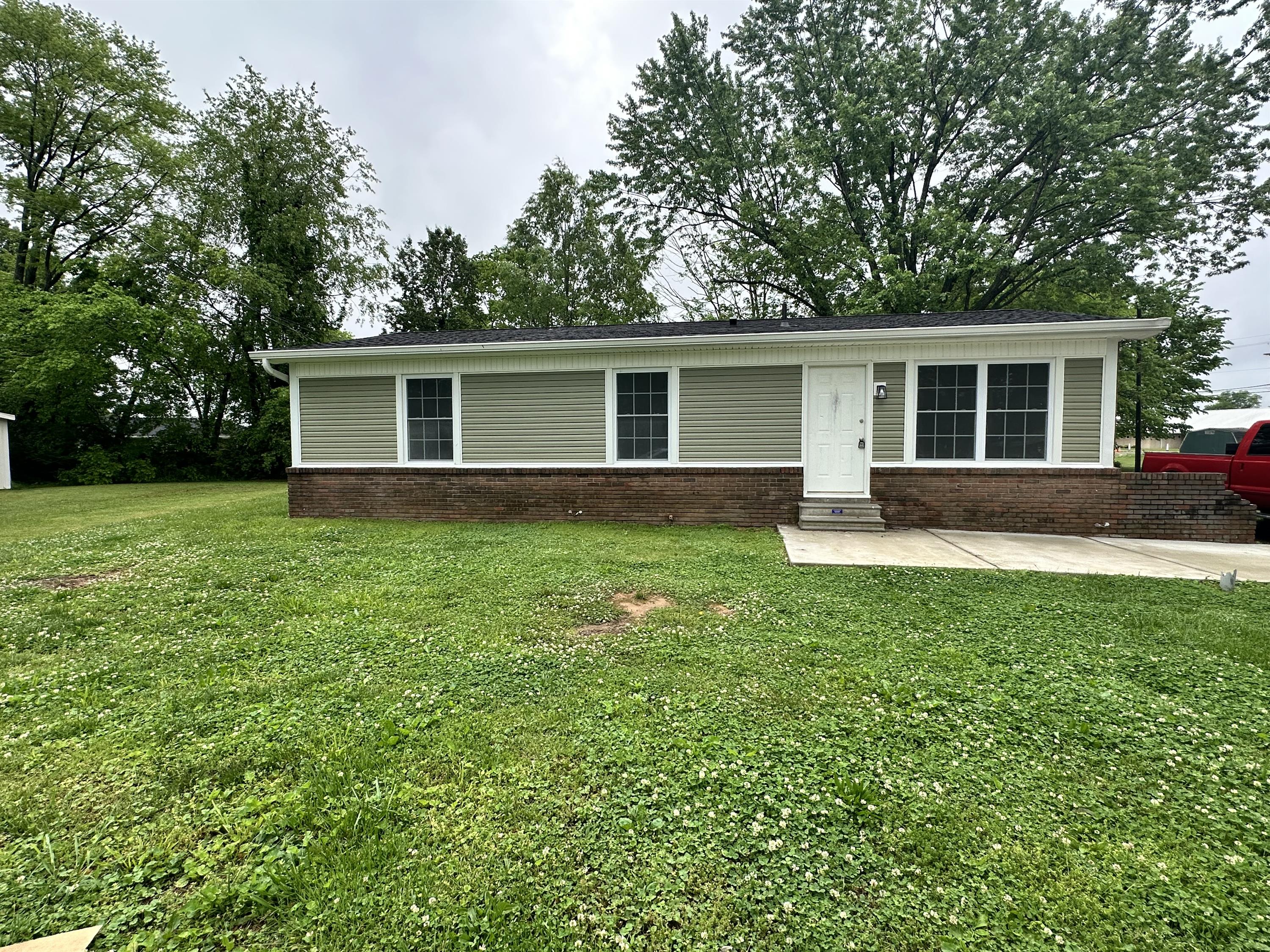 1405 Heather Place – photo 1