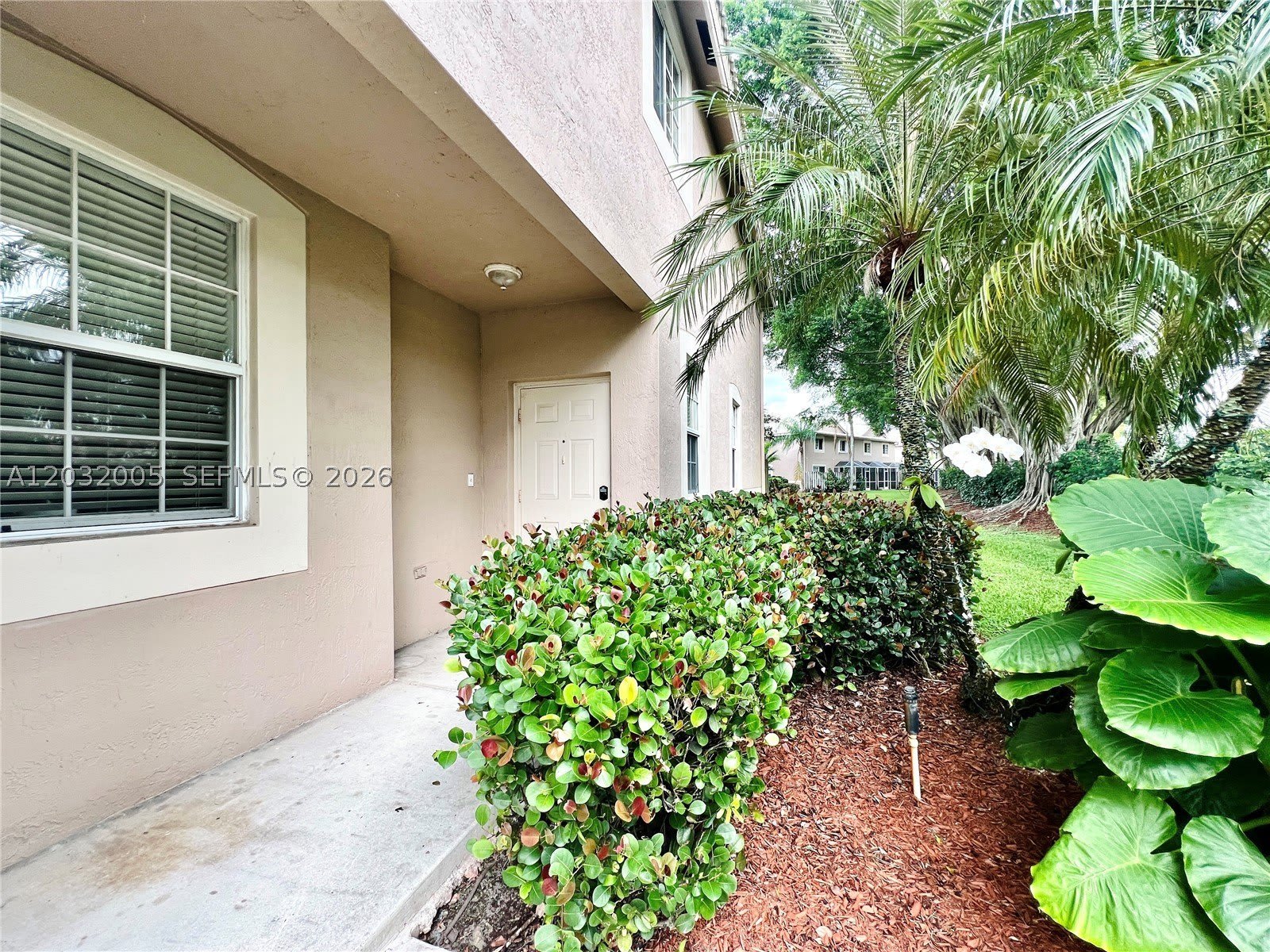 2176 Salerno Cir – photo 4