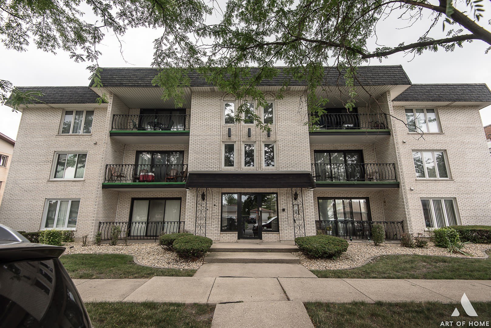 10910 S Kilpatrick Avenue – photo 1