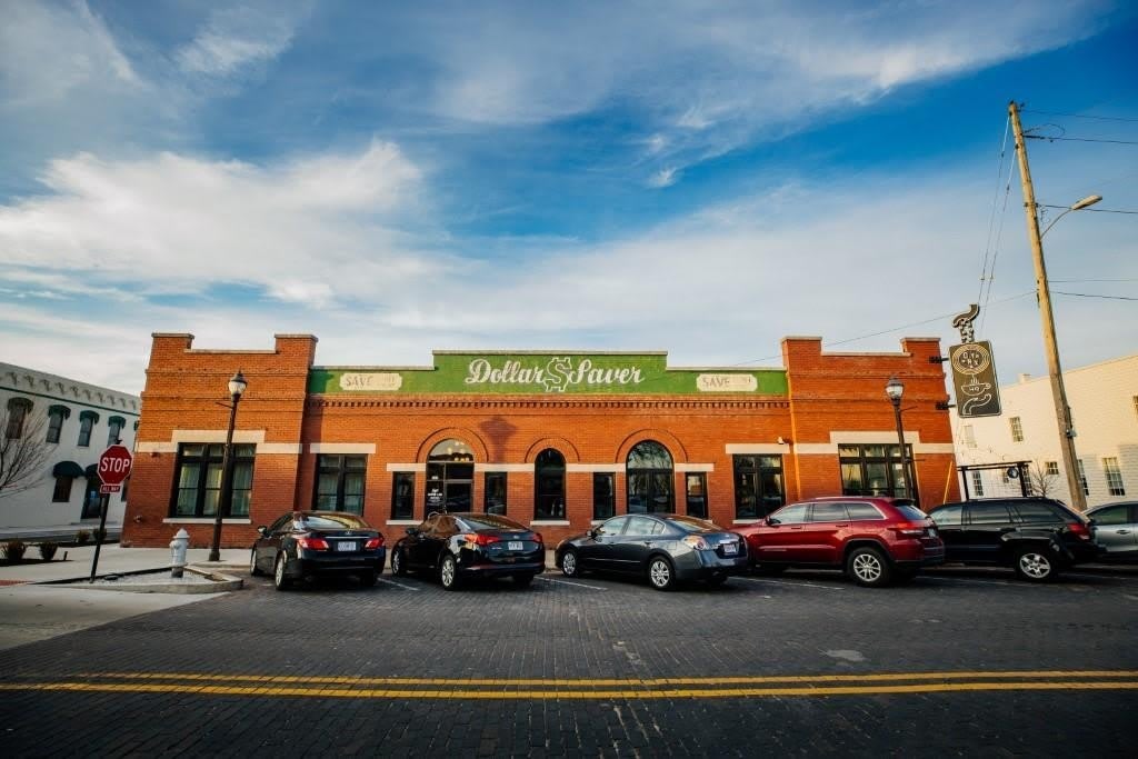 101 E Walnut Street – photo 1