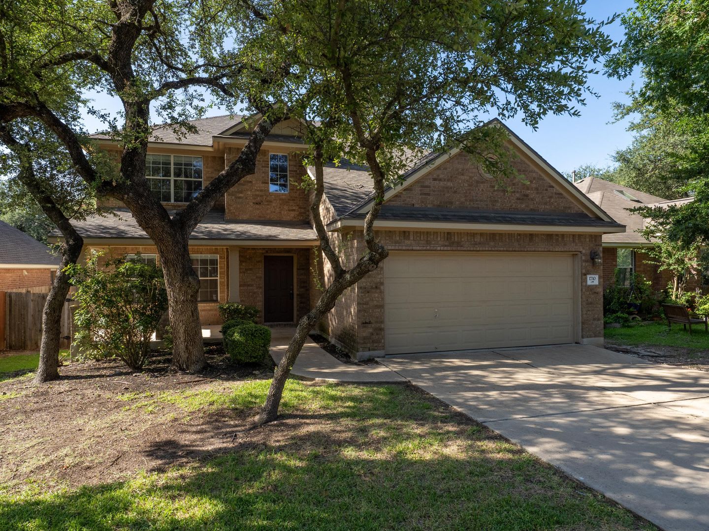 Welcome to your new home at our charming property – photo 1