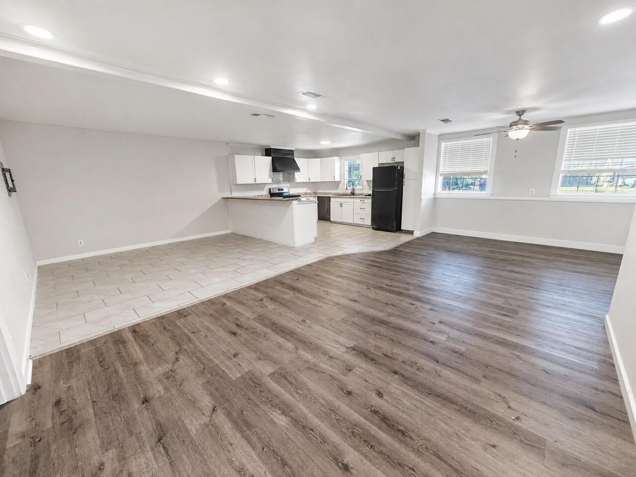 4821 24Th Street – photo 2