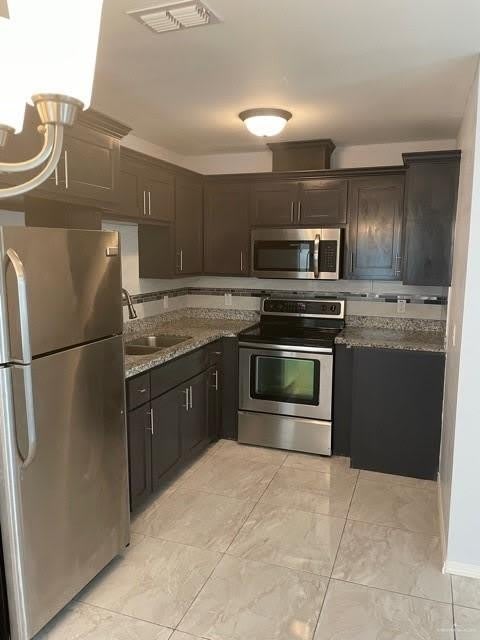 818 S Missouri Street – photo 5
