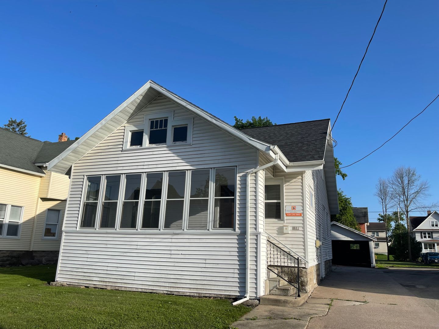 801 Scott Ave – photo 1
